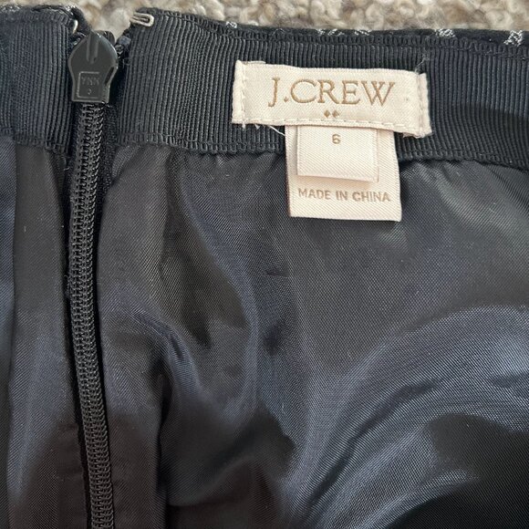 J. Crew Women’s Zebra Jacquard Skirt Size 6 Mini Pencil Zip, excellent - Picture 5 of 5